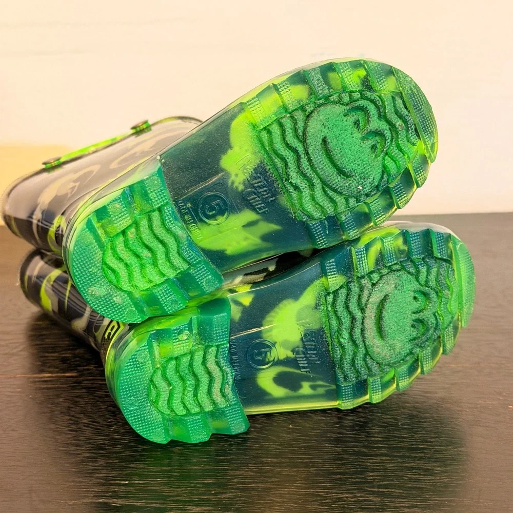 Western Chief Wade Dino Lighted Rain Boots Black Neon Green Toddler Size 5